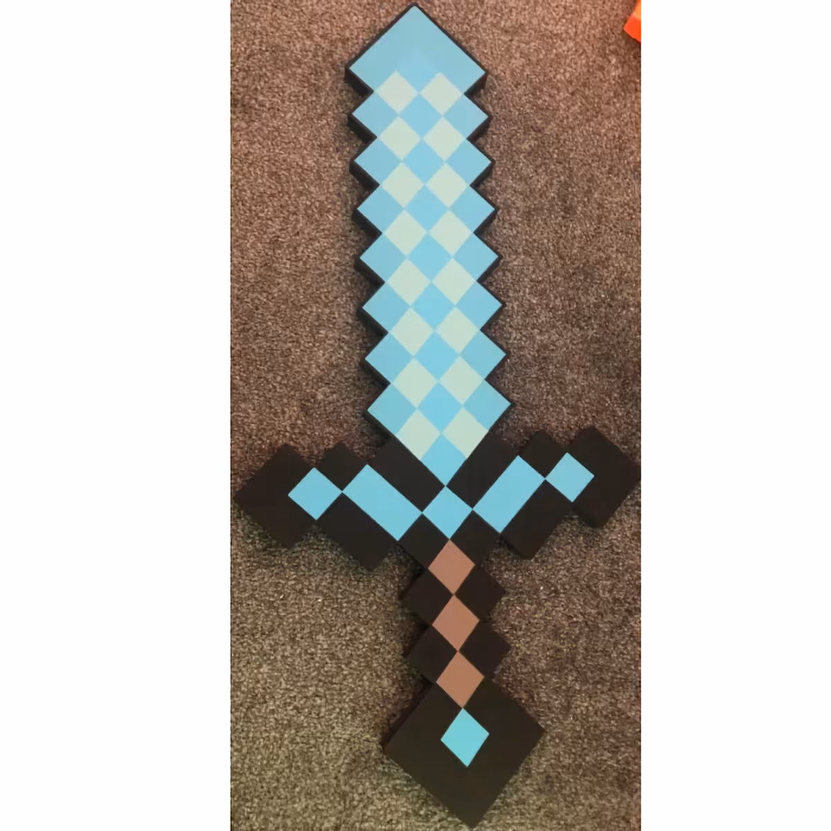 Tökéletes játékhoz, cosplayhez vagy dekorációhoz