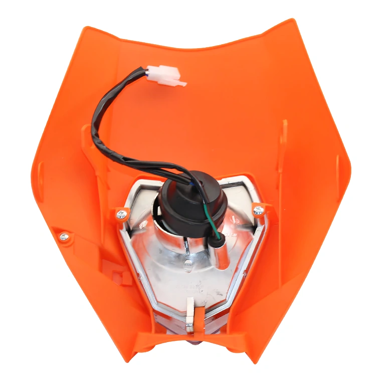 Streetfighter agresszív dizájn LED lámpával és polipropilén maszk