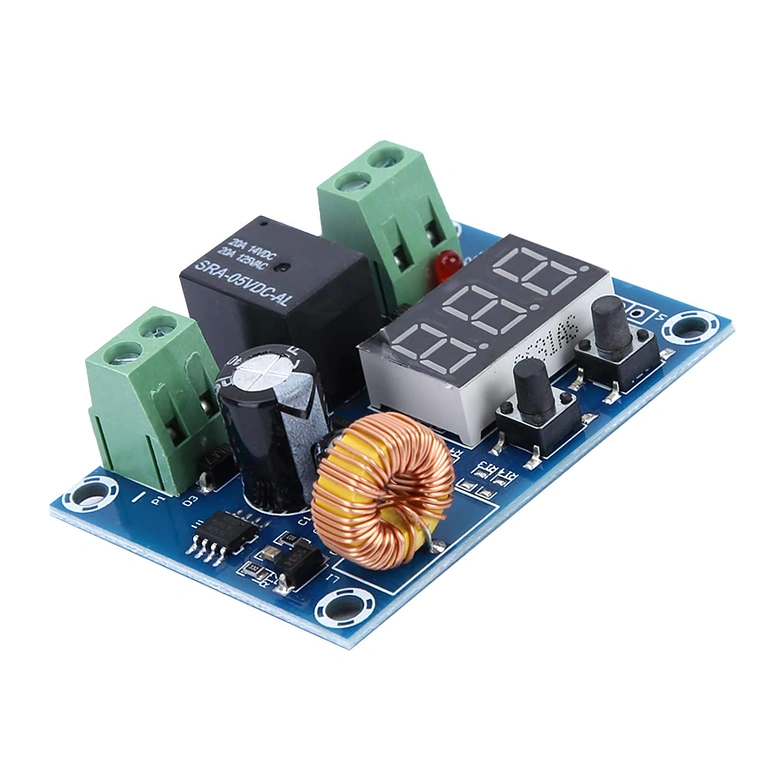 XH-M609 eszköz akkumulátorok védelmére napelemes rendszerekben