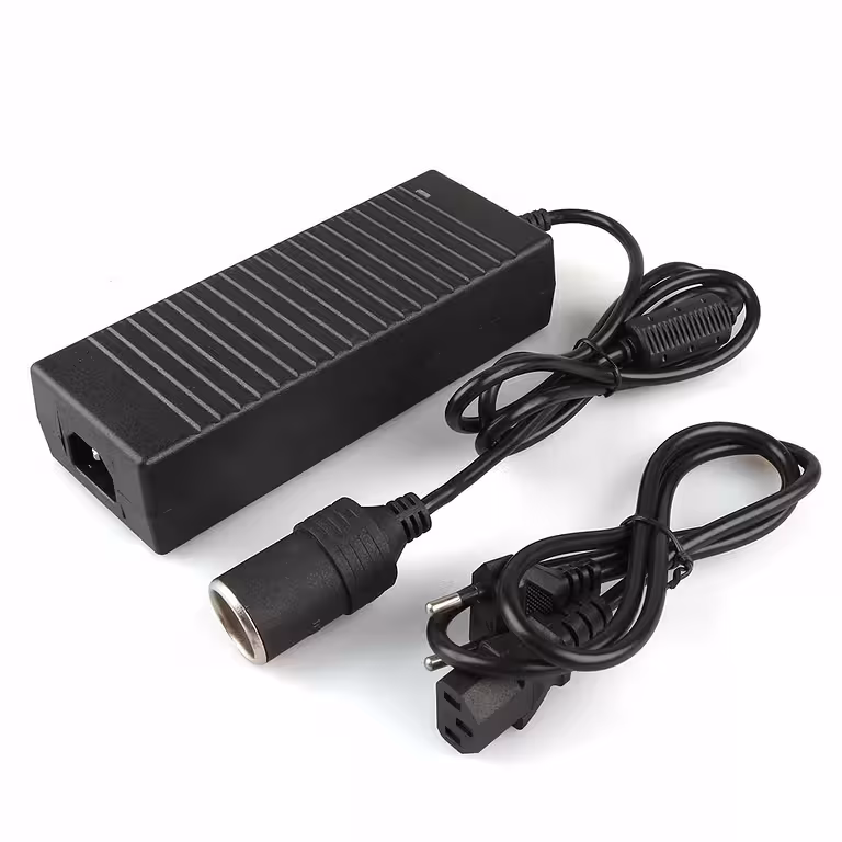 Hálózati Adapter 220V/230V-ról 12V 10A 120W – Autós Transzformátor