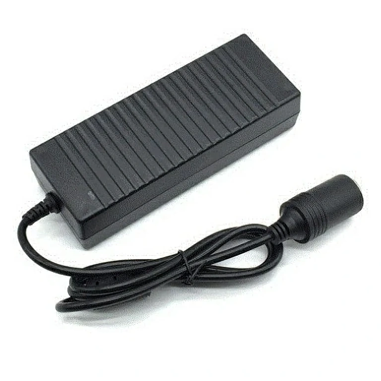 220V-ról 12V átalakító szivargyújtó aljzattal autós eszközök táplálásához