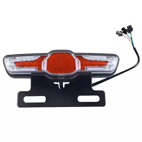 LED Hátsó Lámpa Irányjelzővel 36V 48V 60V – Elektromos Rollerhez / Kerékpárhoz / Robogóhoz