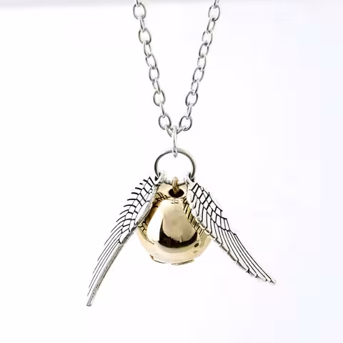 Harry Potter Golden Snitch Quidditch Medál Angyalszárnnyal – Ajándék Mágia Rajongóknak