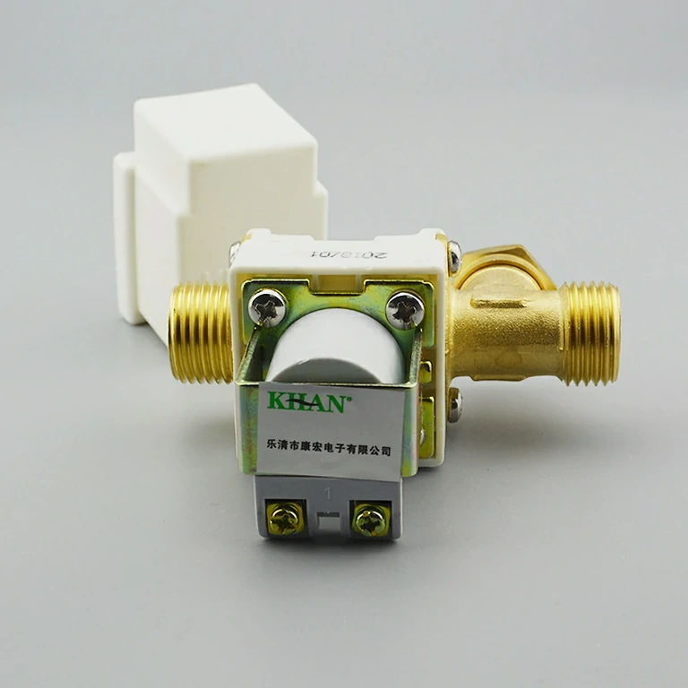 12V elektromágneses szelep ½ col normál zárt 12V normál zárt szelep levehető szűrővel és műanyag védőkupakkal víz és levegő rendszerekhez