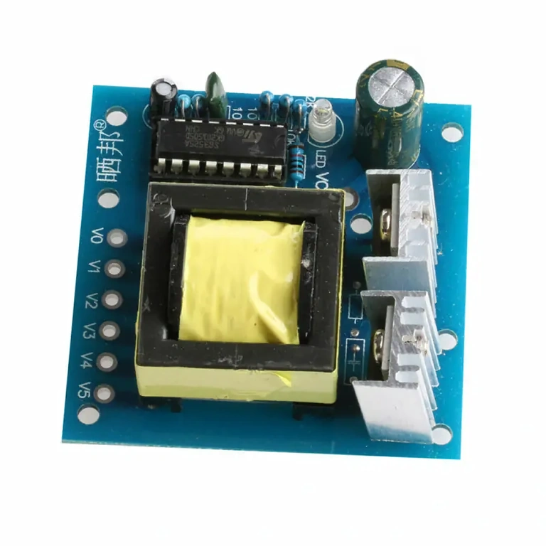 Négyszögjelű inverter modul, 150W, változó AC kimenettel