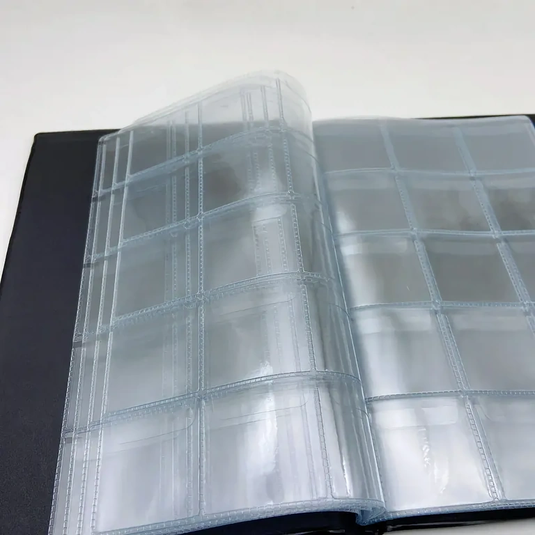 10 oldalas album akár 150 érme rendezéséhez