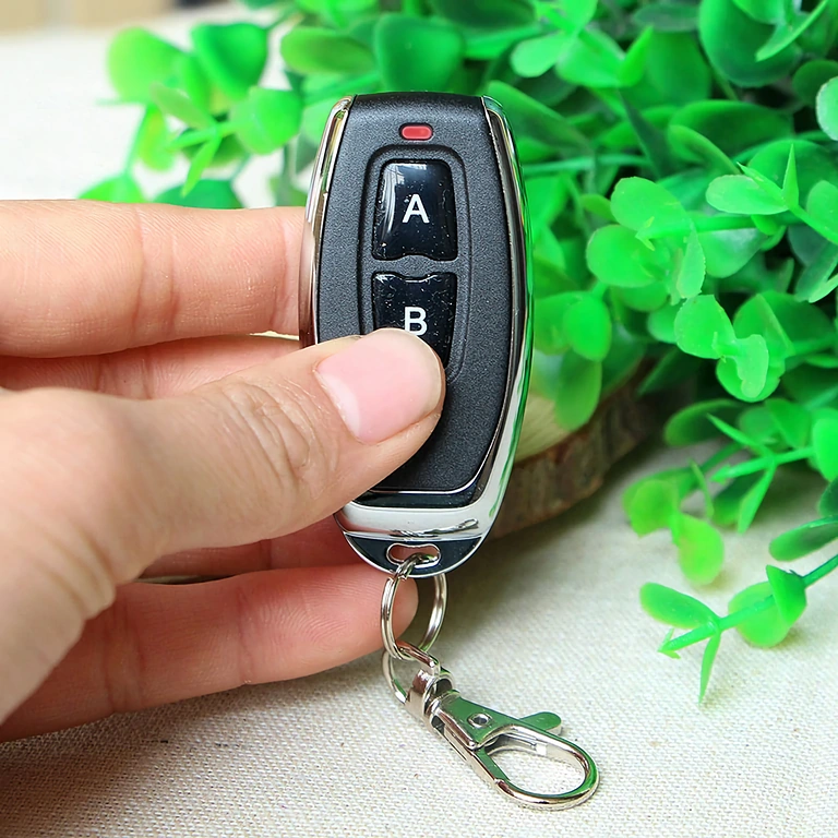 Kompakt modell 2 gombbal, 433 MHz, tanuló kód 1527