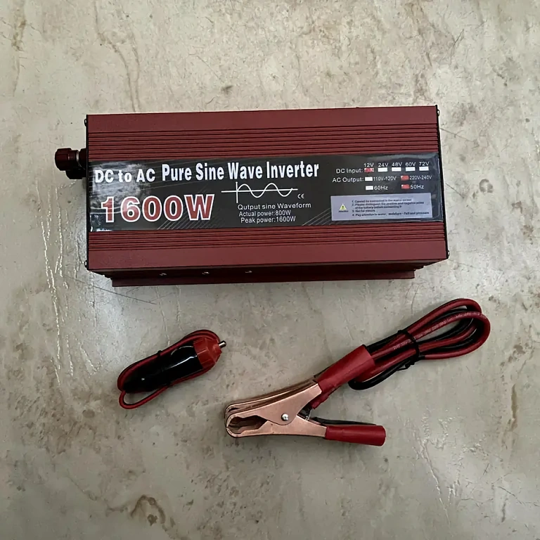 12V-220V inverter akkumulátor csipeszekkel Teljes csomag kábelekkel és gyorscsatlakozókkal