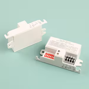 360° Mikrohullámú Mozgásérzékelő Mennyezetre – Automatikus Kapcsoló 220V Fehér