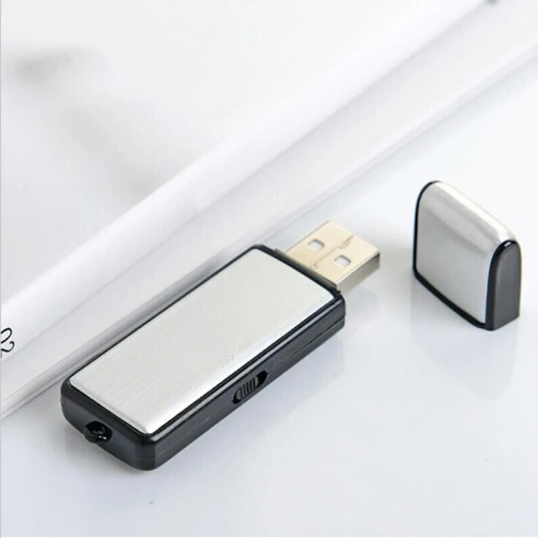 USB kém diktafon 16GB memóriával USB kém diktafon 16GB memóriával és érzékeny mikrofonnal