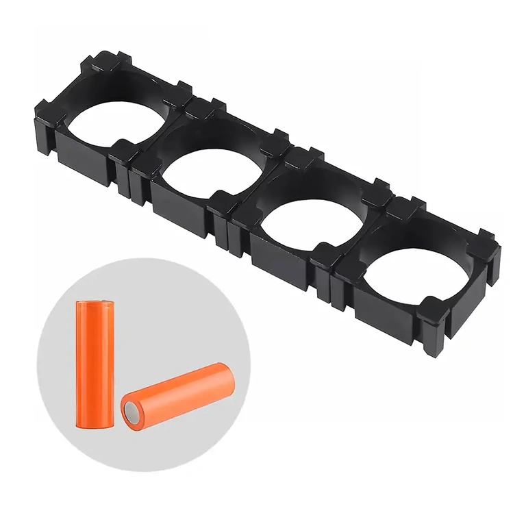 Négy moduláris tartó Li-ion 18650 cellákhoz, használatra kész