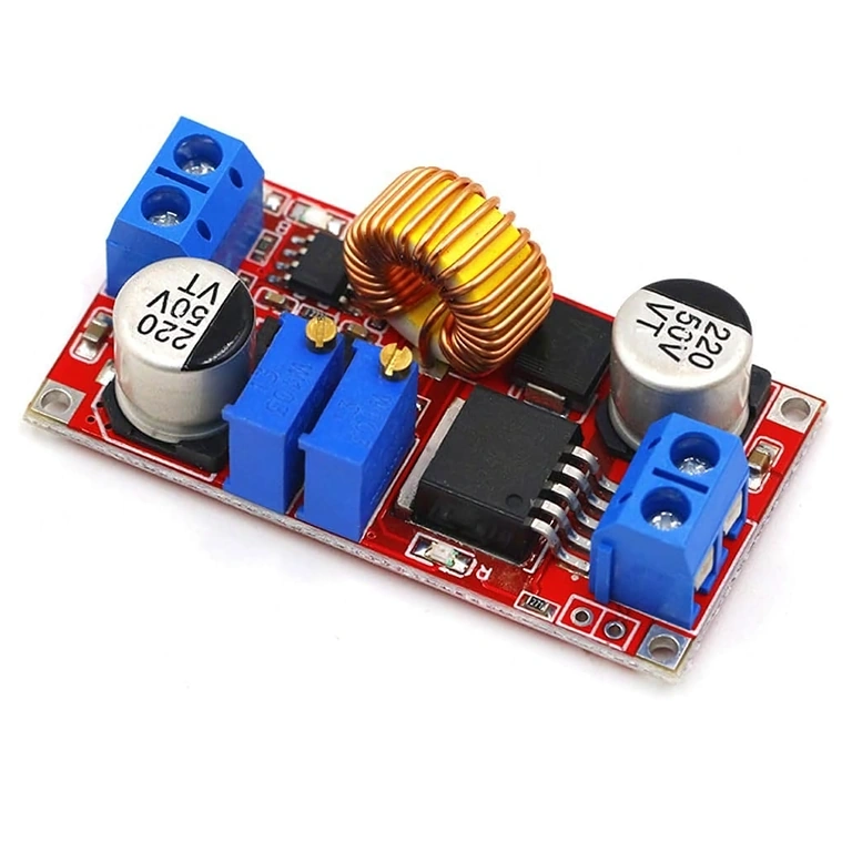 XL4015 chip részletes nézete a DC-DC step-down modulon