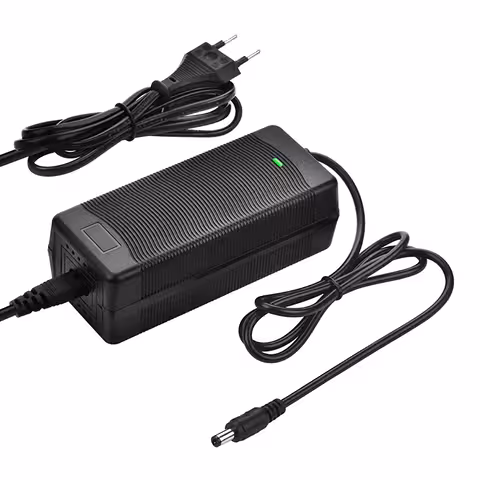 Teljesítmény-töltő 36V – 42V, 3A elektromos rollerhez és kerékpárhoz