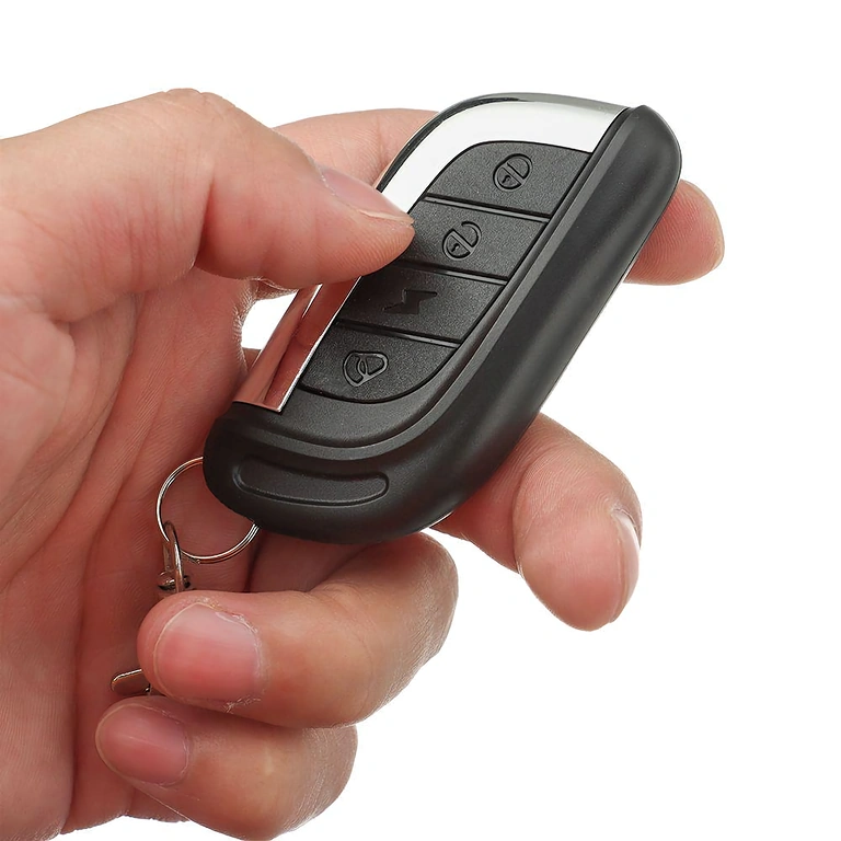 Távirányító a riasztó aktiválásához és deaktiválásához rollerhez