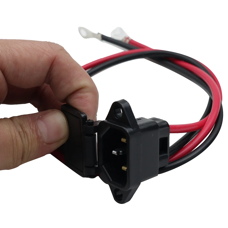 Töltőcsatlakozó Citycoco és Harley elektromos robogókhoz