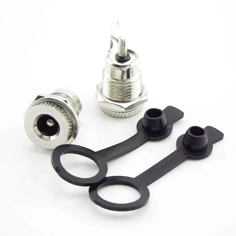 DC 12V 5,5x2,1 mm csatlakozó – vízálló, elölnézet