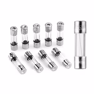 100 darabos üvegcsöves biztosíték készlet 10A 250V – gyors védelem elektromos berendezésekhez